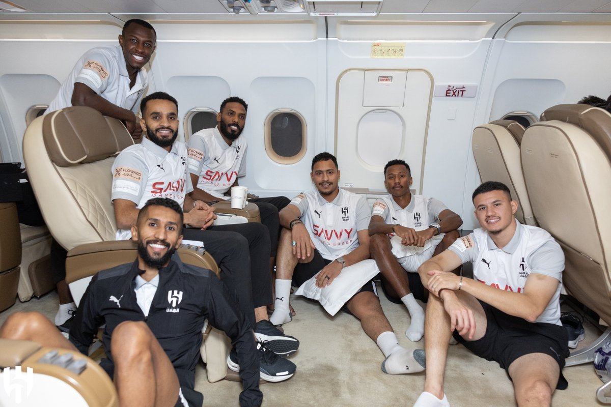 Alhilal_FC's tweet photo. 🛬 رجعنا للريـاض.. وعودتنا للتدريبات مساء الخميس 💙

#الهلال https://t.co/U7vrREhFrF