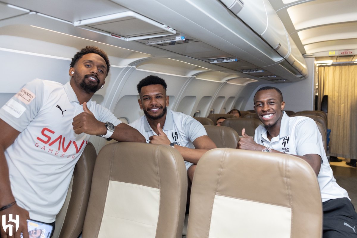 Alhilal_FC's tweet photo. 🛬 رجعنا للريـاض.. وعودتنا للتدريبات مساء الخميس 💙

#الهلال https://t.co/U7vrREhFrF