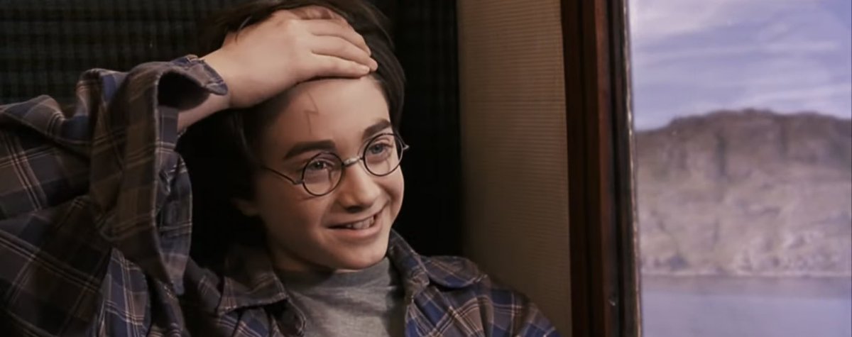 SeriesBrasil's tweet image. 1º de setembro, dia que Harry conheceu Hermione e Rony no expresso para Hogwarts.