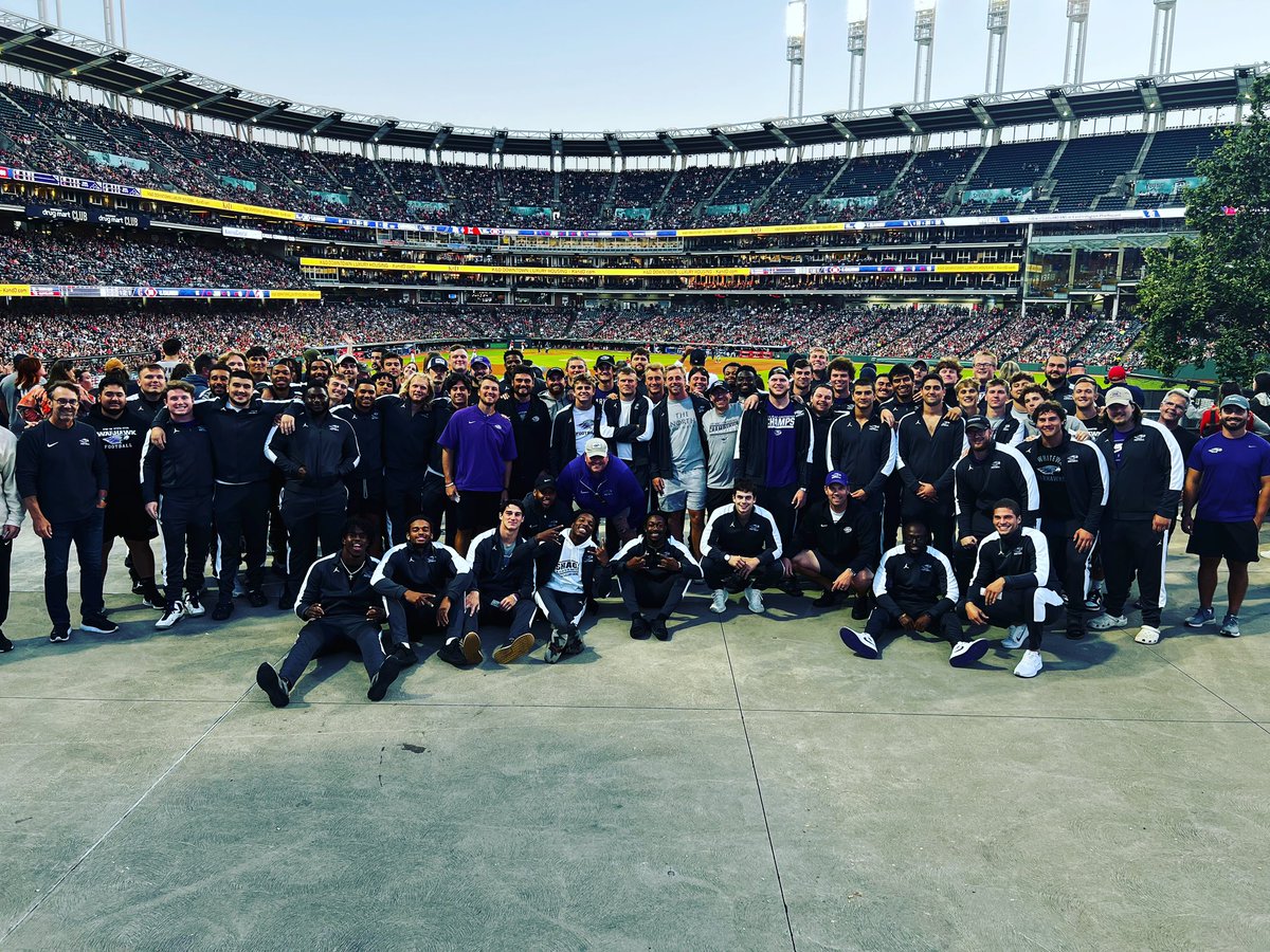 WarhawkFootball's tweet photo. A nice night out in Cleveland. Thanks for having us, @CleGuardians! https://t.co/g0j2K8QBRE