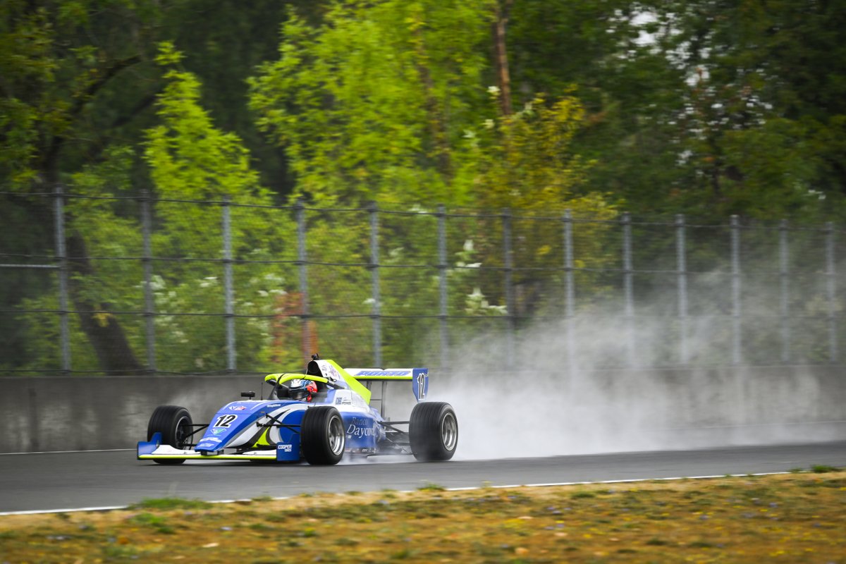 🔜 USF PRO 2000 Race 1 coming up, NEXT! | LIVE: bit.ly/3sxl1cd 🔵 Starting lineup: P3 Kiko Porto P4 Bijoy Garg 📸 Gavin Baker Photography #BringDEForce 👊🏼 | #USFPro #TeamCooperTire #PPP