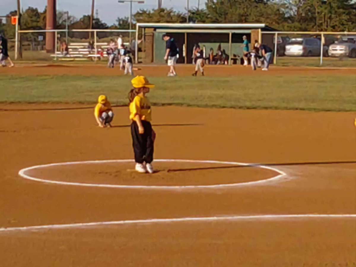 Sammie Borrayo tweet media