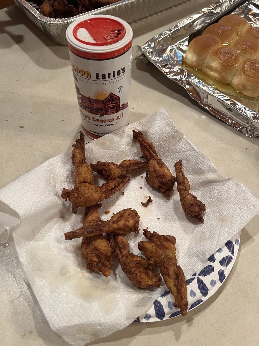 FROG LEGS…..the other white meat! #frog ##cajunlife #rouxdoctor