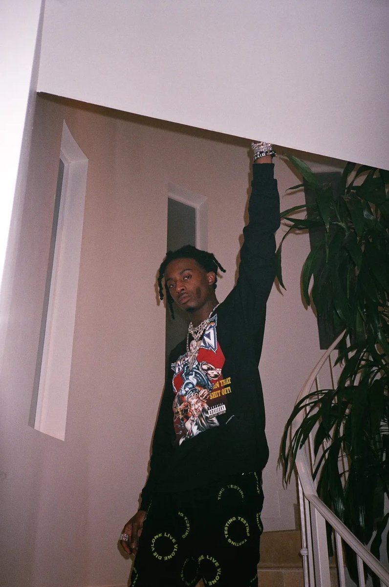 CartiCharts_'s tweet photo. Samples &amp; Interpolations from Playboi Carti’s “Die Lit” 

Mini Thread🦋⬇️ https://t.co/VjjxYuhshk
