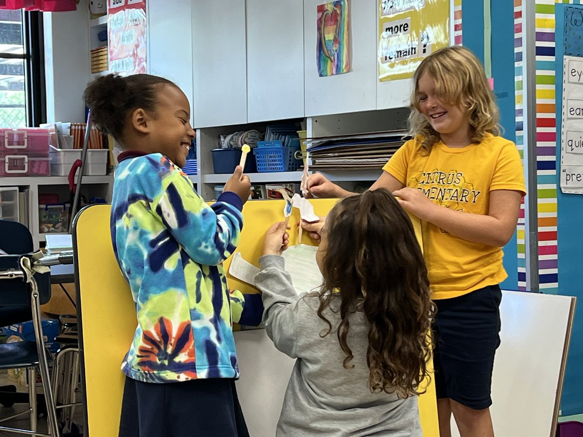 Andrea Monroe tweet media