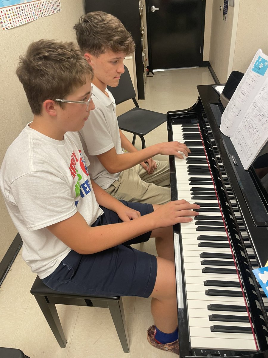 Today’s JOY <a href="/CrosbyMiddle/">Crosby Middle School</a> brought to you with duets and playing for a friend.  #ThePlaceToBe #WeAreJCPS #jcpsmusic