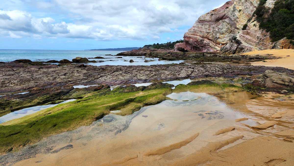 tilytravels's tweet photo. Aslings Beach Rock Pool, Eden, New South Wales, Australia. #beach #roadtrip #travelblogger #SapphireCoast #BegaValley https://t.co/muZLiWR8M8