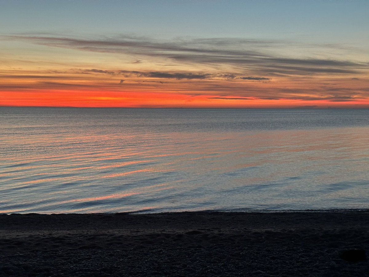 love every minute #onelove #lakehuron #cottagelife