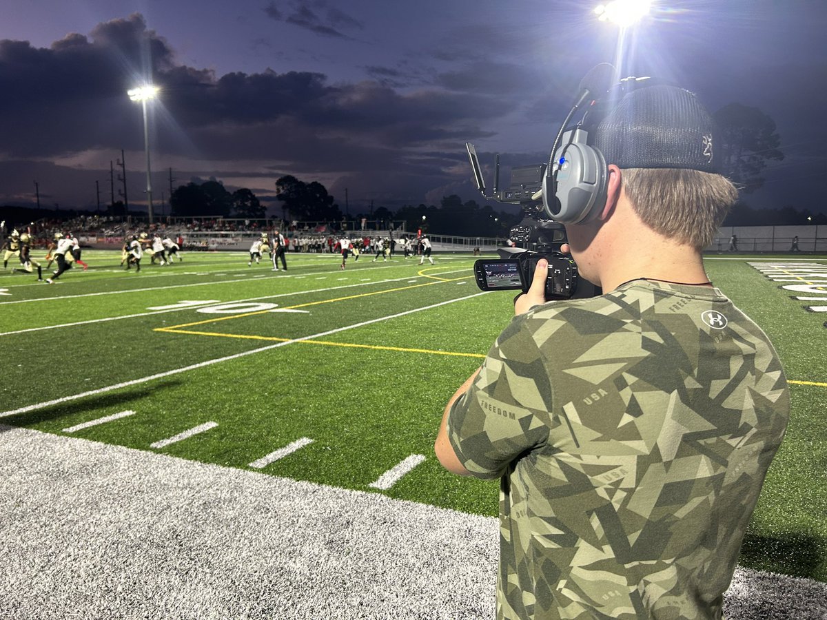 Warrior Built Network (@builtwarrior) on Twitter photo Davidson leads the Jaguars of Hillcrest Evergreen 17-6 at the end of the 1st quarter! <a href="/DHS_Warriors/">Davidson High School</a> <a href="/TheDWarriors/">Davidson Warrior Football 🏈</a> Davidson leads the Jaguars of Hillcrest Evergreen 17-6 at the end of the 1st quarter! <a href="/DHS_Warriors/">Davidson High School</a> <a href="/TheDWarriors/">Davidson Warrior Football 🏈</a>