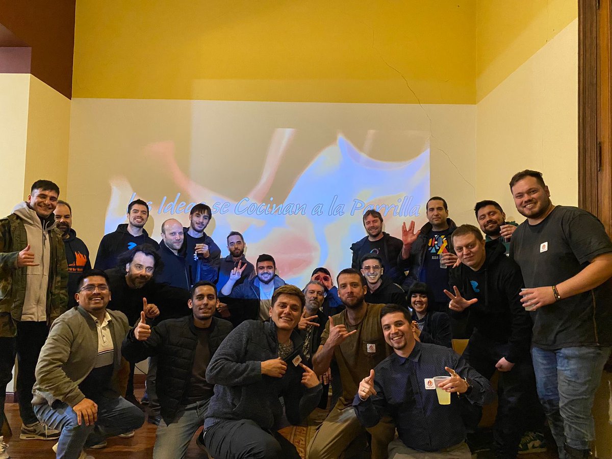AsaDao_io's tweet photo. 🔥 Gracias a la hackerhouse @Abadiadev , celebramos la primera edición internacional de #AsaDAO en Buenos Aires. Un agradecimiento enorme a la comunidad argentina por encender con nosotros la llama de la innovación. ¡Nos vemos en la próxima parrillada web3! 🇦🇷💡 https://t.co/43Wgt92OWJ