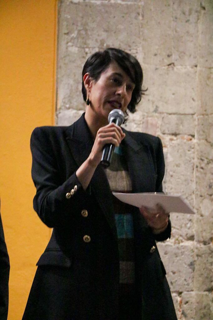 cimagen's tweet photo. #HéctorGarcía100años

¡Gracias por acompañarnos a la inauguración de 'Ciudad Vorágine'! 

Estas fotografías de Héctor García describen desde múltiples perspectivas el cambio de la ciudad posrevolucionaria a la metrópoli del “milagro mexicano”.

📆¡Visítala pronto! https://t.co/YcAKpbdemW