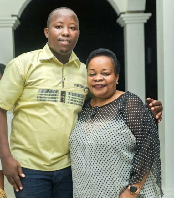 PATTHEBURUNDIAN's tweet image. 😢💔Deux (02) ans déjà que tu es partie! Quand on parle de Femme Battante au #Burundi, je te vois en 1er lieu. Tu t&apos;es toujours battue seule contre tous mais tu es toujours restée débout! #ASCOMA #ARCA #ACAB #IBAB #EAIBA #EAC @NtareHouse @BurundiGov @jumuiya @ArcaBurundi