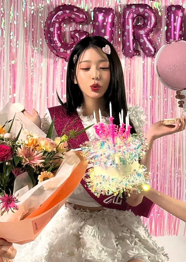 confeties's tweet image. ͏͏͏͏͏͏         
 ͏͏͏͏͏͏         

 ᨘ໑. ♡  ⊹ some things are better at 19! 

⠀