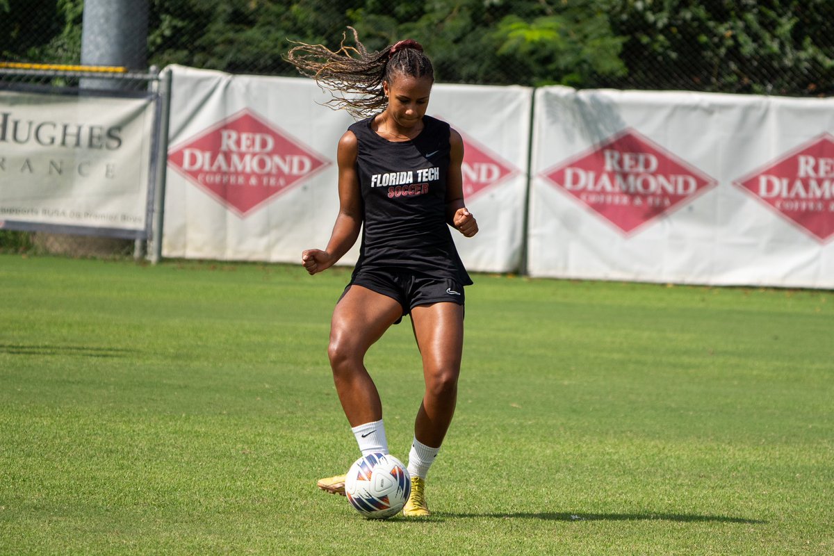 FloridaTechWSOC's tweet photo. Sweet home Alabama🎶

Great day of training here in Birmingham! Less than 24 hours until our opening match.

#GoPanthers | #TechBuilt https://t.co/d5spLckU6w