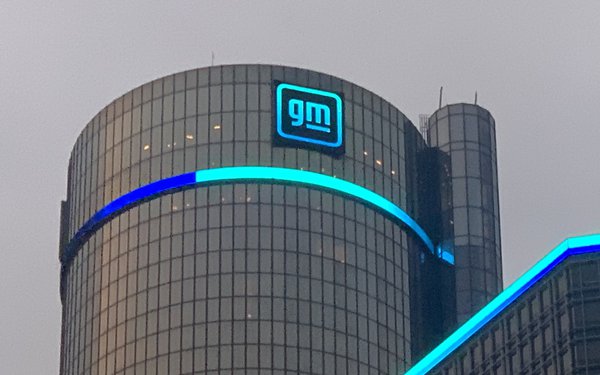 General Motors, Google Cloud Confirm Future Generative AI Collabs 
buff.ly/45v8XXK