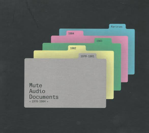 Ryo_gamo's tweet photo. @ramu4771 Muteからも初期のシングルをほぼ完全網羅した『Mute Audio Documents』の5枚組CDBOXがありますが卓球さんのセレクトCDでも十分楽しめると思います！ https://t.co/niYHPqYeYm