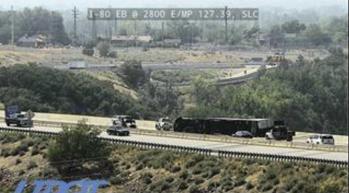 SLCScanner's tweet photo. #HeadOnCrash with 1 person flown on SR-73 in #EagleMountain.
#HouseFire with flames coming from the back of the home in #Centerville.
#SemiRollover #SaltLakeCity at approx 2800 E I-80 WB. Should be cleared within the hour.
#WeaponsOffense suspect arrested.
These all occurred between 1pm-2pm.