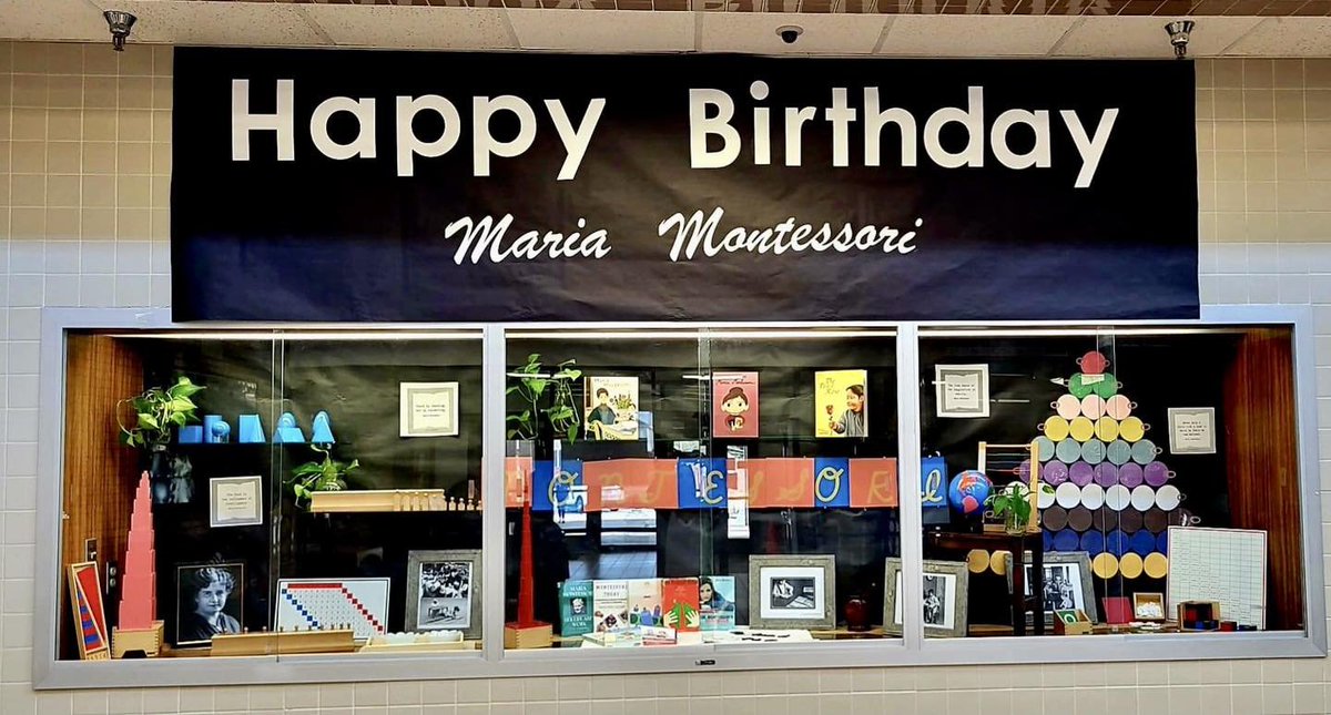 purple_aurea's tweet photo. Happy Early Birthday @MariaMontessori !!!
@Herfurth_Bronco @HerfurthPTA 
Thanks, Teachers and PTA for doing this amazing display for our school !!! https://t.co/1JvICKq8Uh