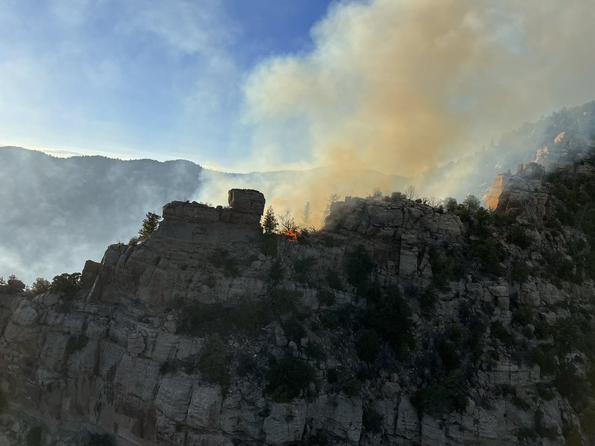 UtahWildfire's tweet image. BLM using aircraft to monitor #LighthouseFire in Desolation Cnyn Wilderness, about 16 mi SE of E. Carbon. Cause: Lightning. Reported: Aug. 16. Helos dropping water to slow spread; prevent fire from reaching private land. Smoke may be visible in E. Utah. 

#blmgl #2023FireYear