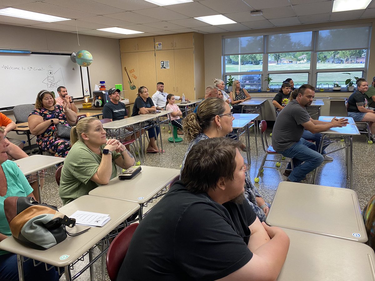Great turn out for our Fifth Grade Back to School night.