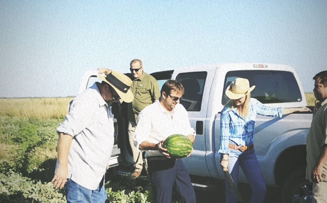 All 5 of us  Frey’s together for a rare moment on the Watermelon Farm in Indiana! #Brothers #FamilyFarm #SpecialtyCrops #AgTwitter #SarahsHomegrown #Watermelons