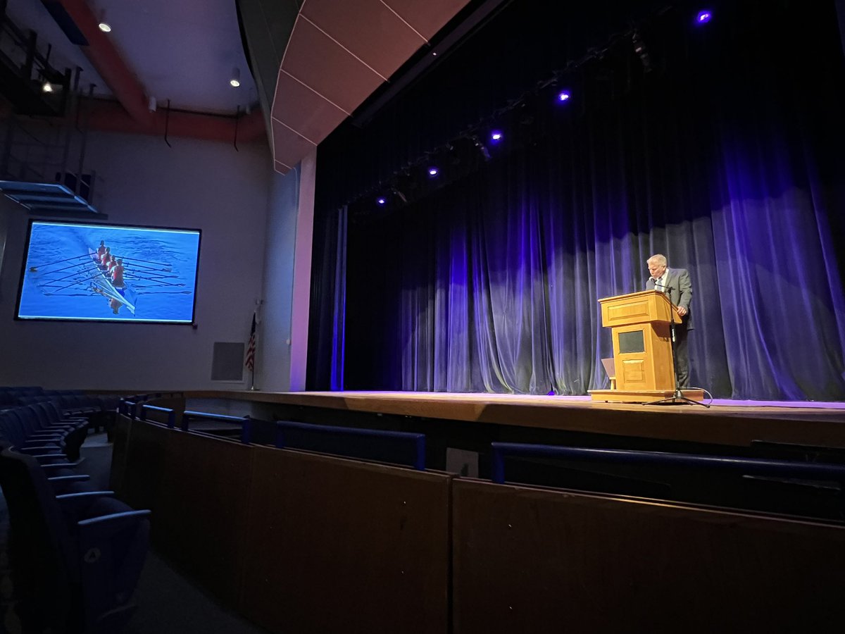 EduQuinn's tweet photo. In todayβs opening remarks, @jpmBKP reminded us that the we are at their best when we are mission-driven, rowing in the same direction, focused on continuous improvement, and embracing our identity as a community of learners. Letβs get started! #bkpride https://t.co/cwnorWqKr3