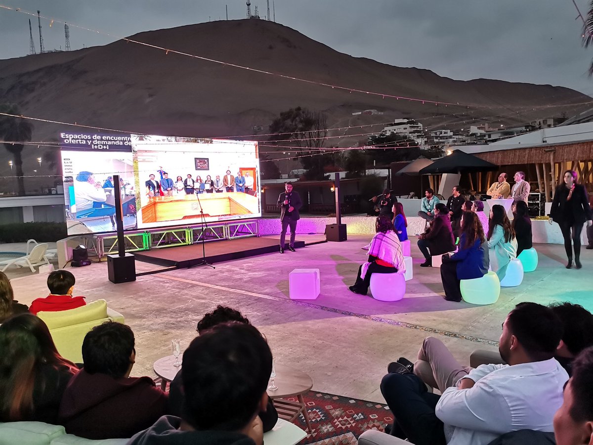 uta_otl's tweet photo. OTL realiza la primera Innovation Night, espacio de encuentro para los actores del ecosistema de innovación que puedan establecer vínculos y desarrollar el emprendimiento tecnológico
De la Región

@UTarapaca https://t.co/ptzLkWu017