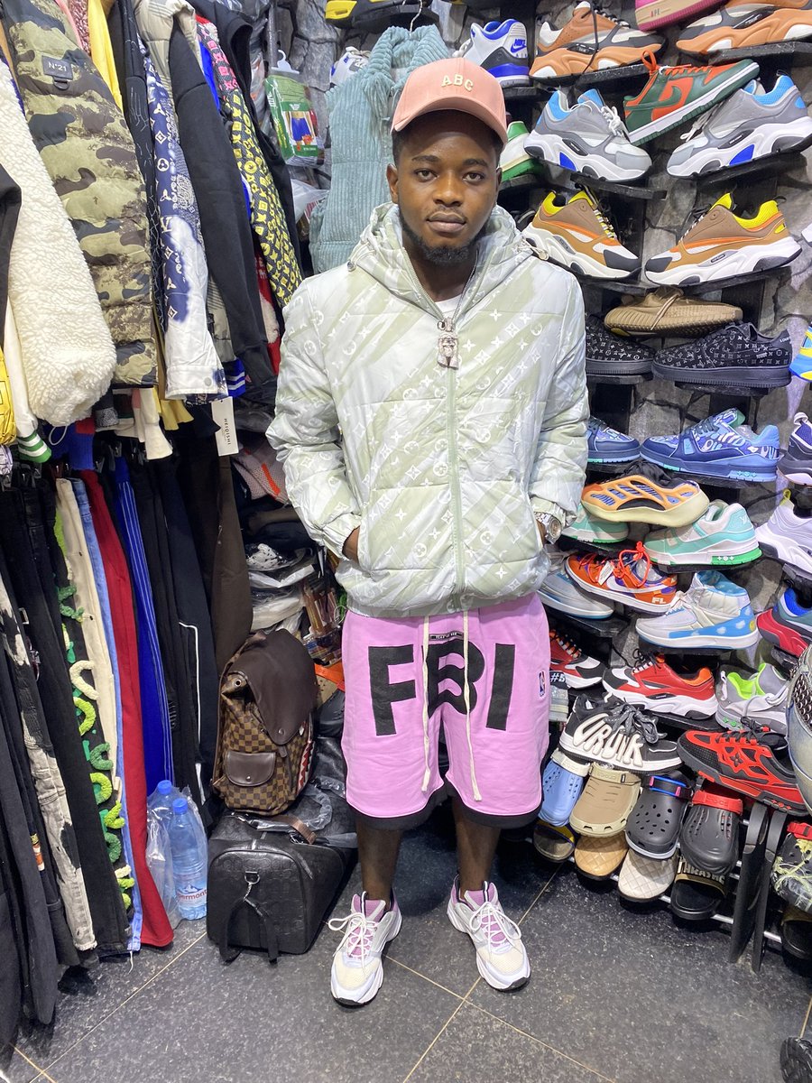 cruz_waine_jr_'s tweet photo. Lyf is easy lyk ABC โฆ Humans made it hard like FBI ๐
๐๏ธ ๐ @ brandy_oscar_shoppin_237
#cruzwainejr #thecurehq #doshing #shopify https://t.co/RPUAemirM9