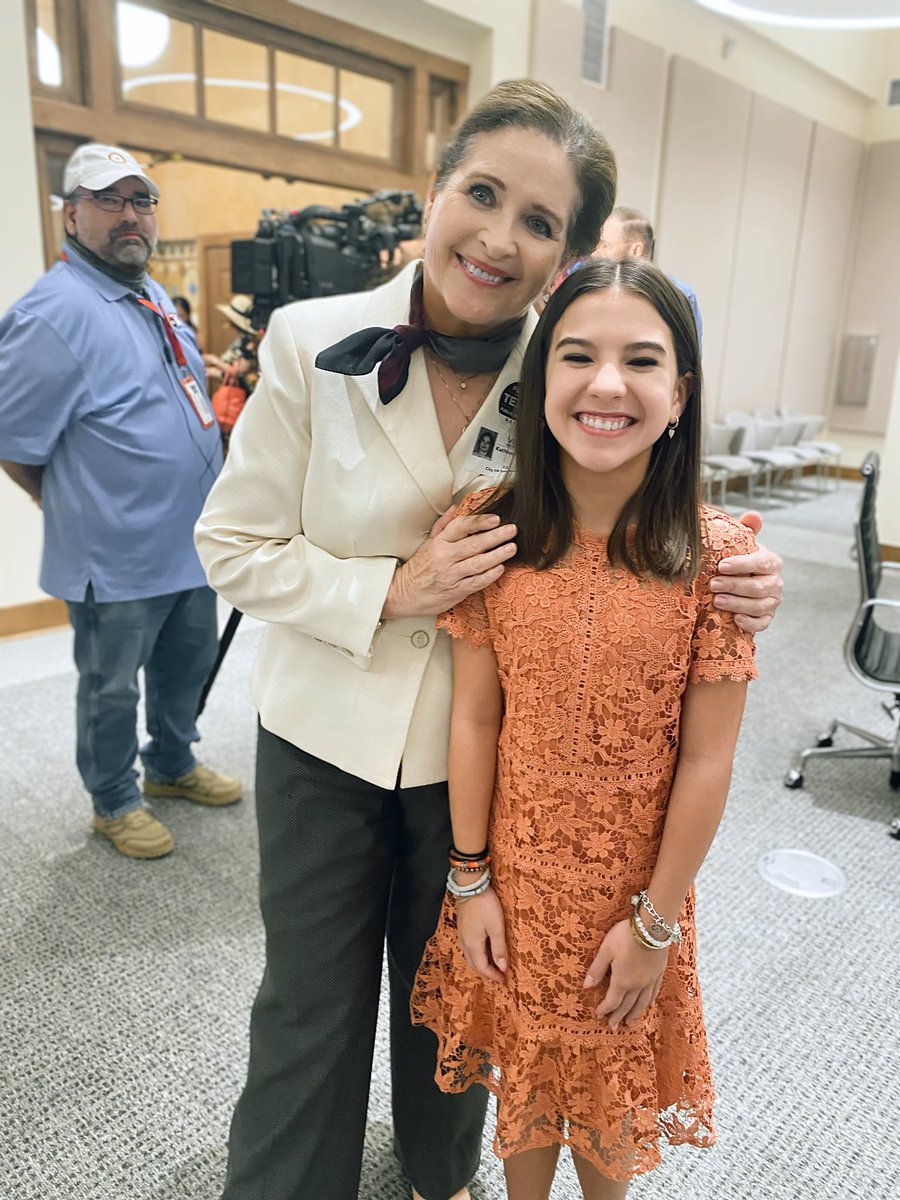 SanAntoGuera's tweet photo. This poised, accomplished, passionate young woman stole the show! She is an @neisd 7th grader, abandoned as an infant herself in San Antonio, who advocated for passage of #SB780, saying today “all children deserve to live a life to their full potential, just like me” BRAVO! 🫀3/3 https://t.co/tHzBILXpu4