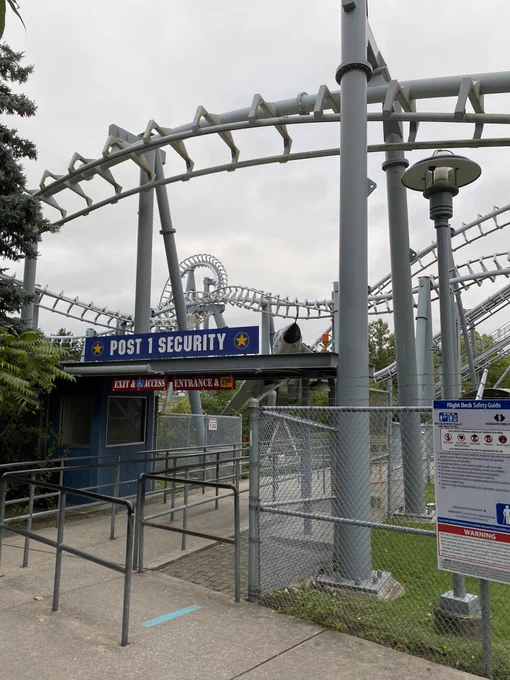 guys we found out they have a TOPGUN ride but renamed to flightdeck LDJSKLA we are reliving our TOPGUN fever summer 2022  for Tom 