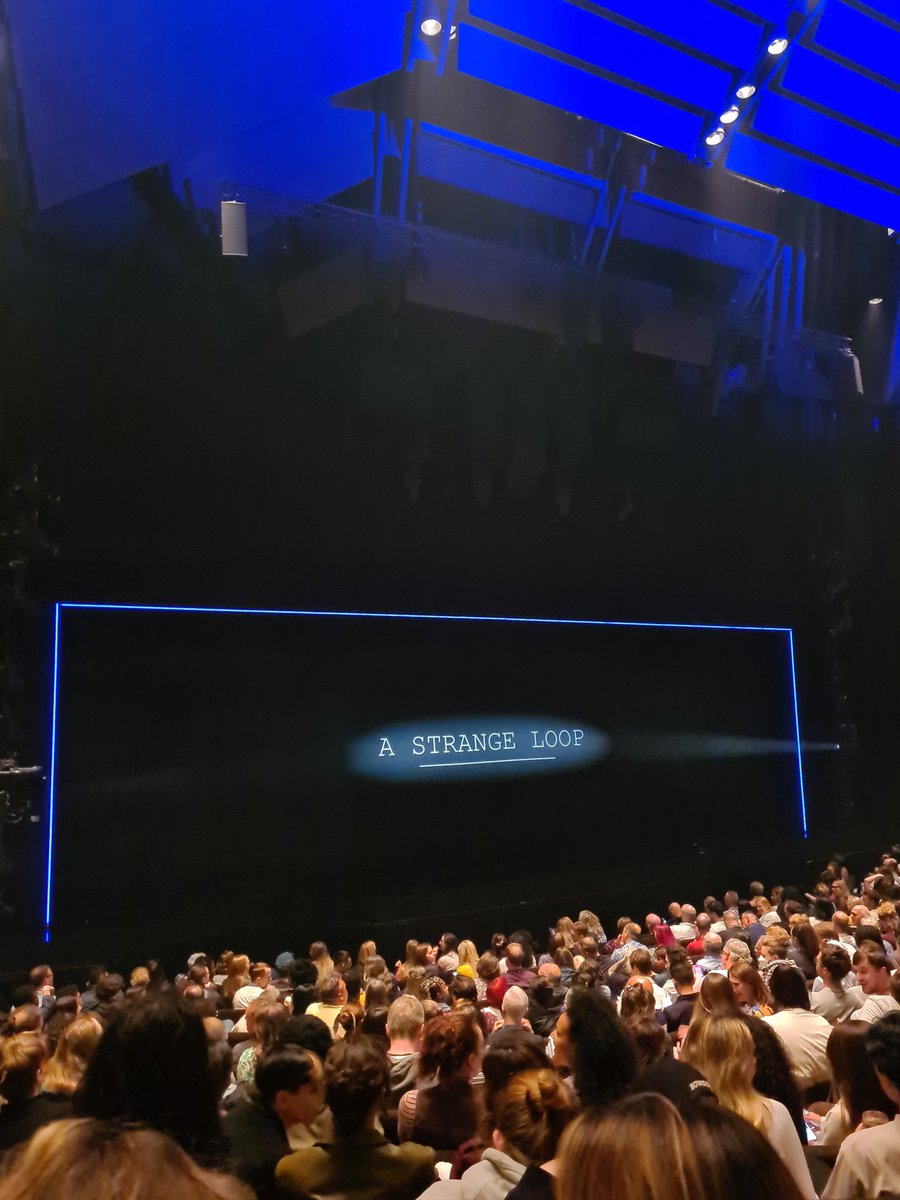 Great evening <a href="/BarbicanCentre/">Barbican Centre</a> to catch <a href="/StrangeLoopLDN/">A Strange Loop</a> ! No better cure for post Edinburgh blues than a new musical!