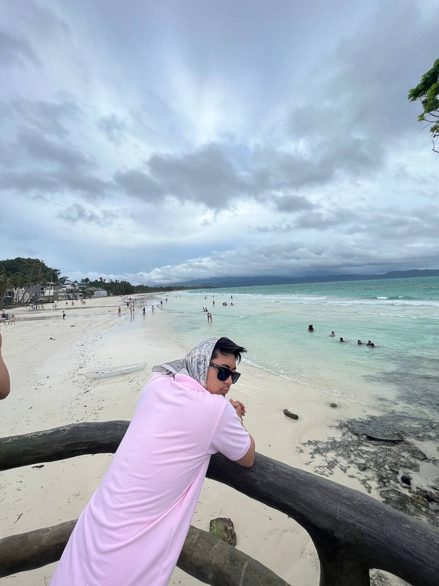 flashy_ey's tweet photo. 📍S3, WHITE BEACH https://t.co/1RwZZk0F32