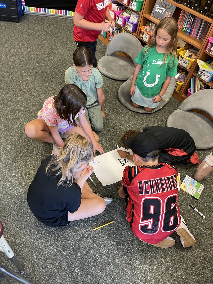 Mrs. Schaefer tweet media