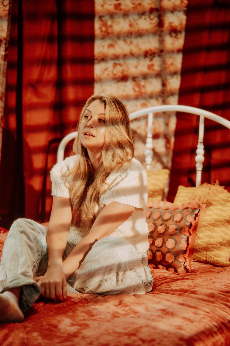 Had the absolute pleasure to join <a href="/_alexandrakay/">Alexandra Kay</a> and the camp on set for BTS/socials while they filmed the music video for “Easy” 🤩 Video Premiere goes live tomorrow at 7PM CT on YouTube! 

Director: Jordan Phoenix 
Behind the scenes photos by <a href="/stephaniehsiau/">steph</a>