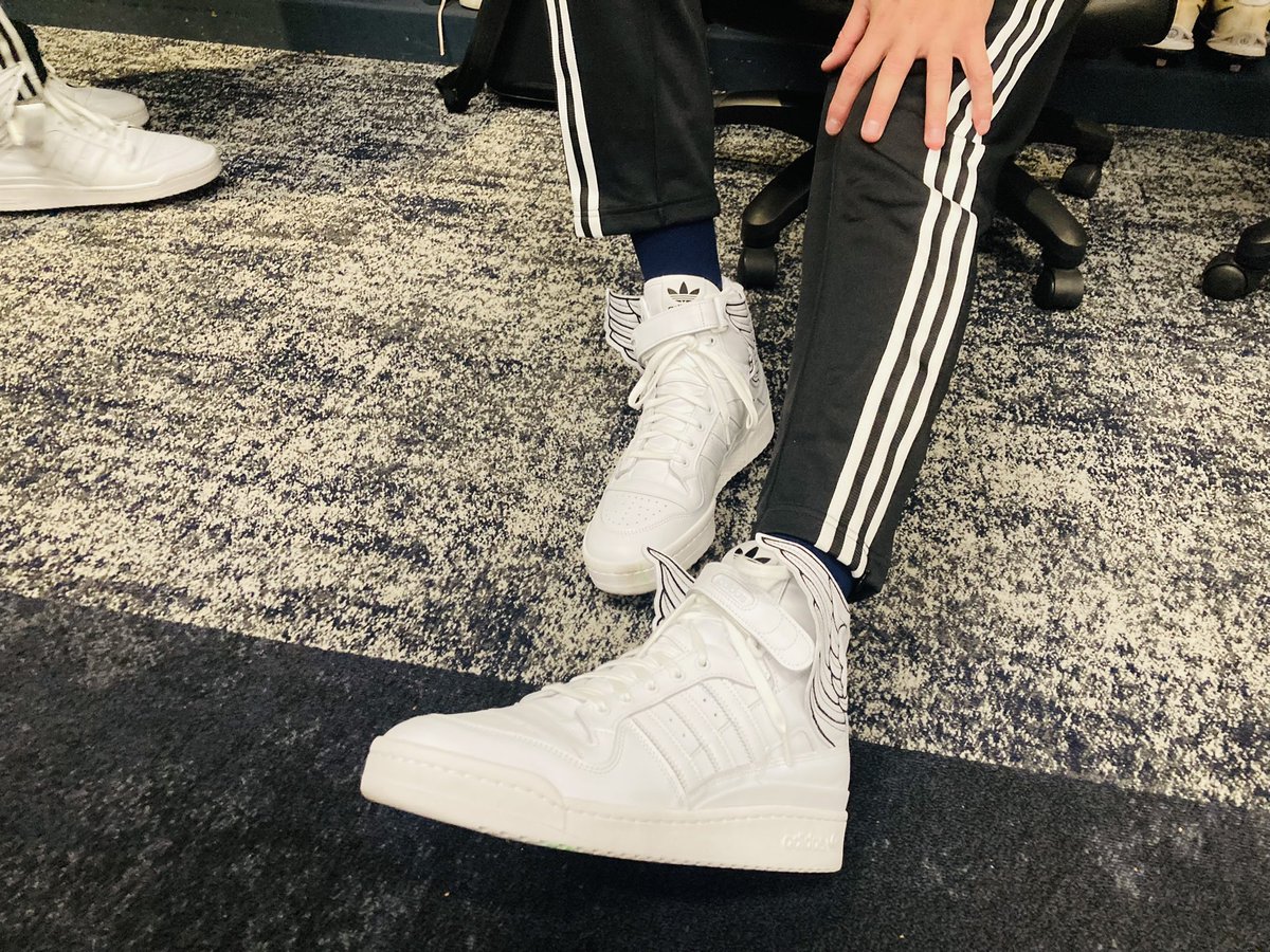 Tayler Saucedo modeling the Adidas ‘Wings’ that Julio got for the entire team for this road trip (which includes matching black and white sweatsuits for the Run-DMC theme):
