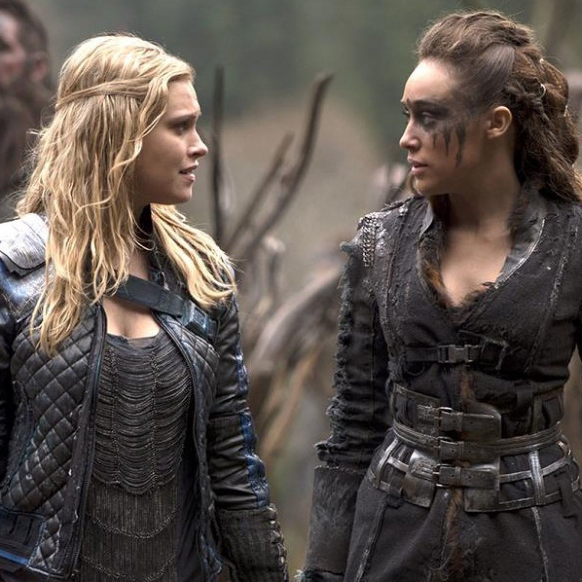 wait wait wait how could we POSSIBLY FORGET CLEXA