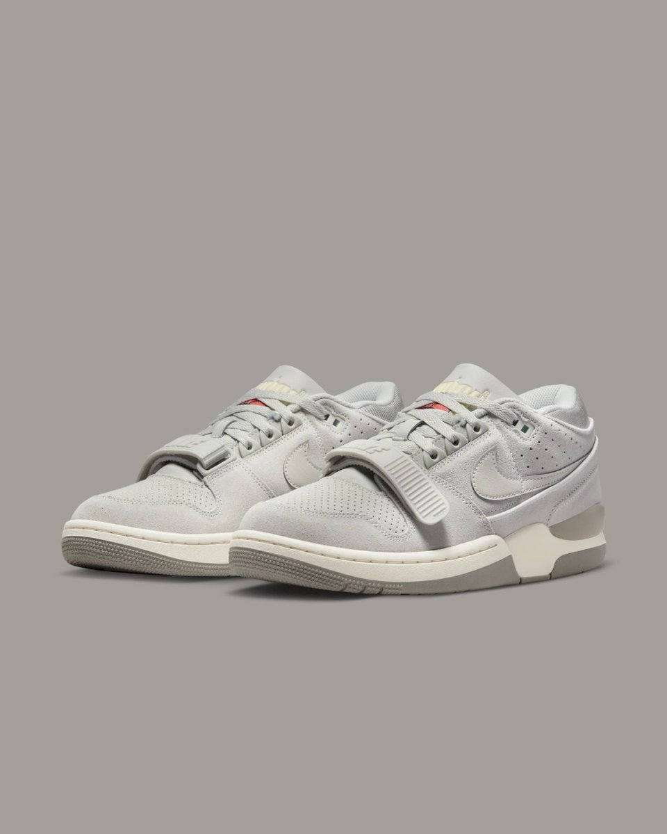 nikestore's tweet photo. Alpha in the air. Force on the court.

The Air Alpha Force 88 'Light Bone and Coconut Milk'

Available at 10am ET 🇺🇸 

https://t.co/cAoy4faaJF https://t.co/c71SNV2bfc