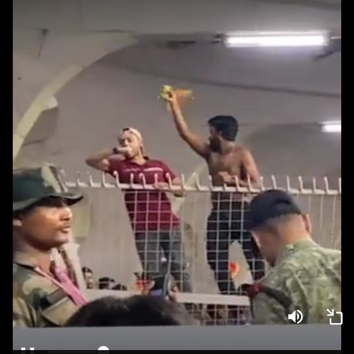 @ManasGogoi13 @EB_LHA1920 @90ndstoppage Bro,  here we see two Army officers in this photo, and here u r doubting about their presence. Now tell me honestly were u physically being presented in the spot?
