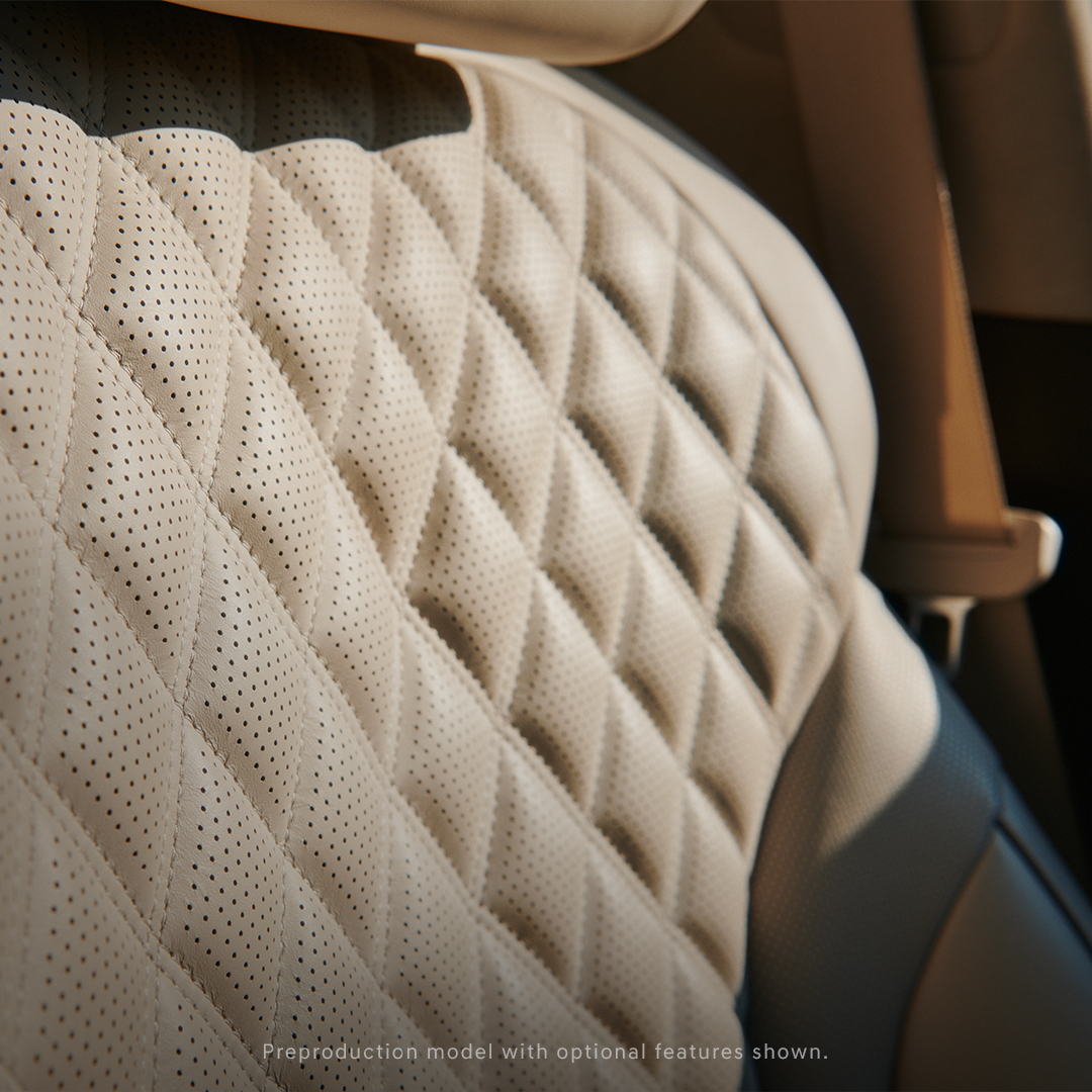 GenesisofCH's tweet photo. Every inch of the GV80 is crafted to evoke a feeling of limitless possibility, with an exterior that exudes Athletic Elegance. Designed with the mantra “less is more,” its interior highlights the Beauty of White Space while offering available upgraded amenities. https://t.co/0WDhbYqKnb