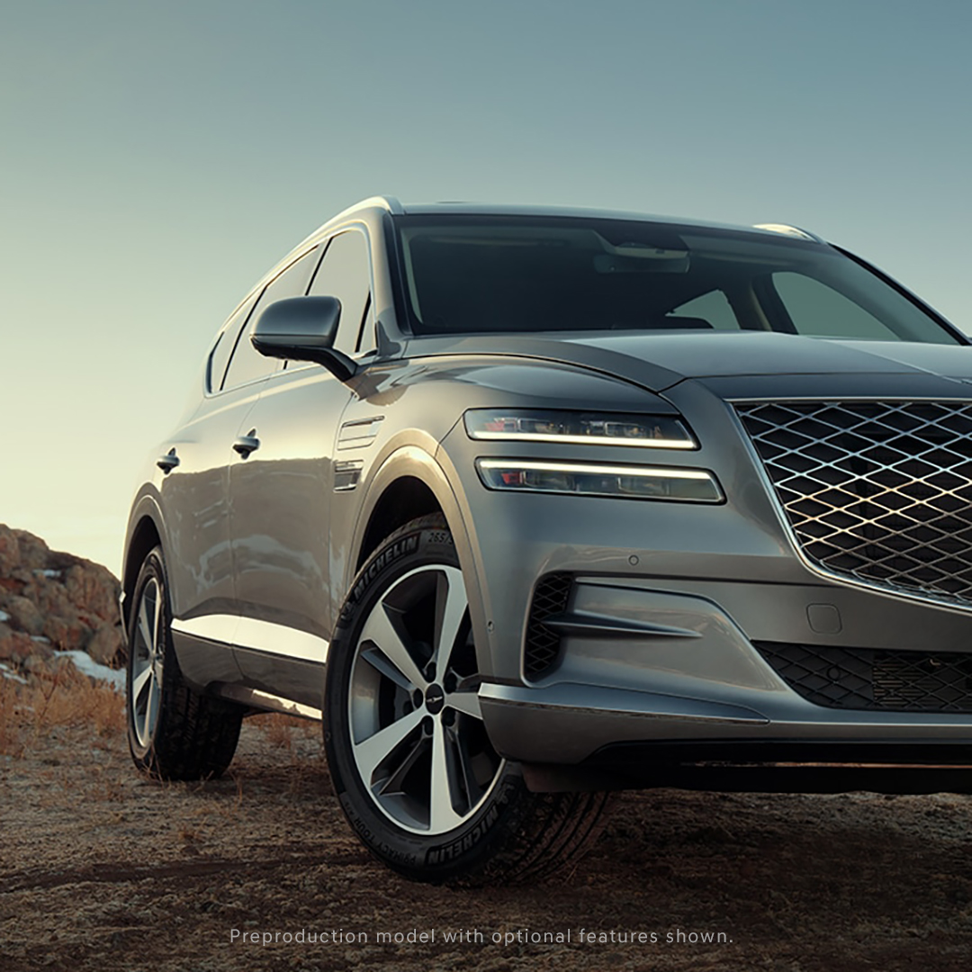 Every inch of the GV80 is crafted to evoke a feeling of limitless possibility, with an exterior that exudes Athletic Elegance. Designed with the mantra “less is more,” its interior highlights the Beauty of White Space while offering available upgraded amenities.