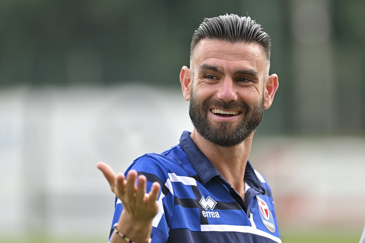Esclusiva VNV: L’intervista a mister Daniele Buzzegoli, allenatore del <a href="/novarafootball/">Novara FC</a> 
 
vanovarava.it/vnv/index.php?…

<a href="/NewsTuttoC/">TuttoC</a> <a href="/TuttoMercatoWeb/">TUTTOmercatoWEB</a> @LegaProOfficial <a href="/Gazzetta_it/">La Gazzetta dello Sport</a> <a href="/tuttosport/">Tuttosport</a> <a href="/SerieCOficial/">Serie C</a>