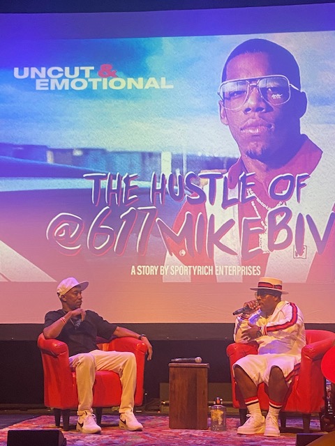 kens888's tweet photo. Inspired by @watchallblk @wetv @amc_networks  Michael Bivins doc The Hustle of 617MikeBiv at @ApolloTheater Loved his photo w/ Michael Jordan &amp; @michaeljackson Kudos to producer Yvonne McNair &amp; @Vibemagazine EIC @daydog #michaelbivins #newedition #MichaelJackson #michaeljordan https://t.co/WUxcXdd7Ij