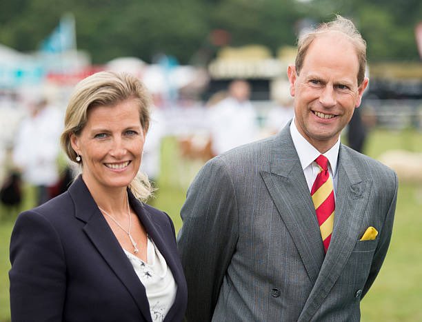 Day 11 of 40: Prince Edward and Sophie in 2013. #30yearsstrong #DukeofEdinburgh #duchessofedinburgh #britishroyals