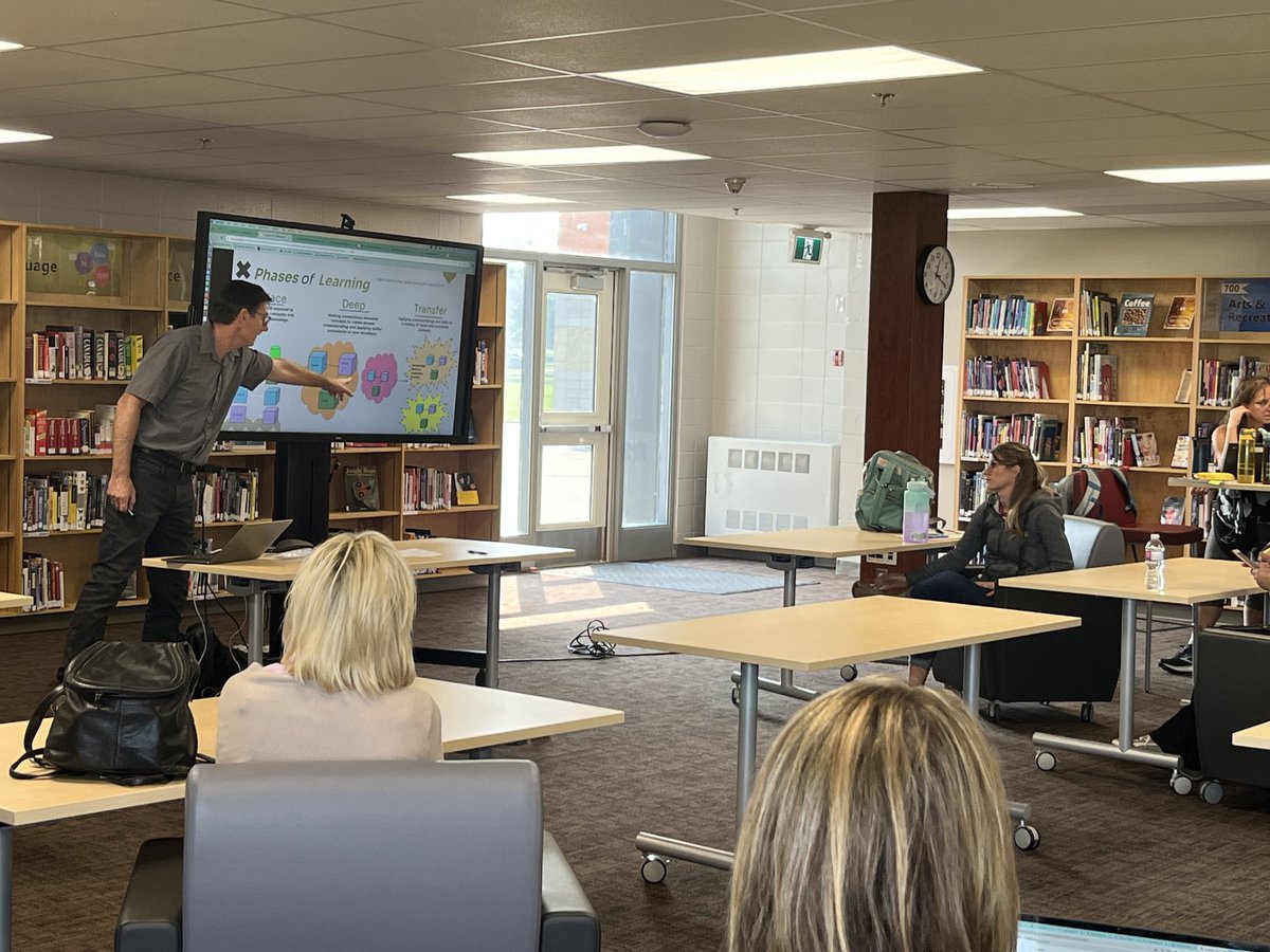 Teachers explored student outcomes within the new K-3 Science curriculum with presenter Ted Zarowny. #ngps10 #communityofaction #Science #PDday @ngpshth