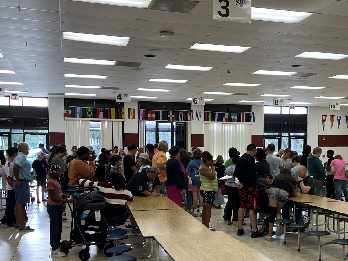 GiffordBand's tweet photo. Amazing turnout tonight at Band Family Engagement and Registration Night! Families (new and old) got to learn about volunteer opportunities, meet our board members, get fit for student/parent band shirts, update contact info, and make sure they are ready for the year!
@GMSProud https://t.co/pH3hiFv3tN