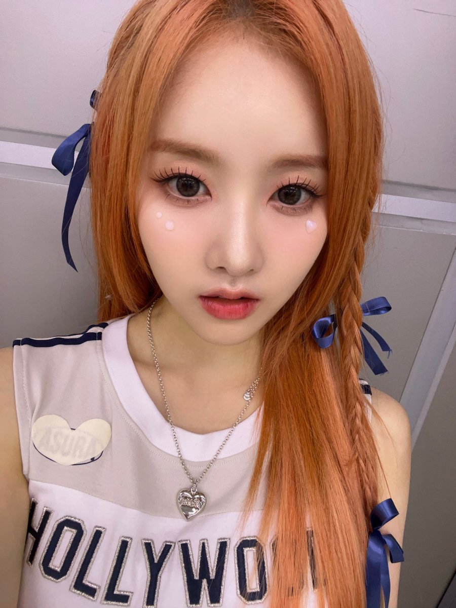 STAYC_talk's tweet photo. 🐩💬
내가 제일 좋아하는🍜
스윗과 함께🍜😍😍

#STAYC #스테이씨 #Sieun #시은 https://t.co/lTeIZHrWbI