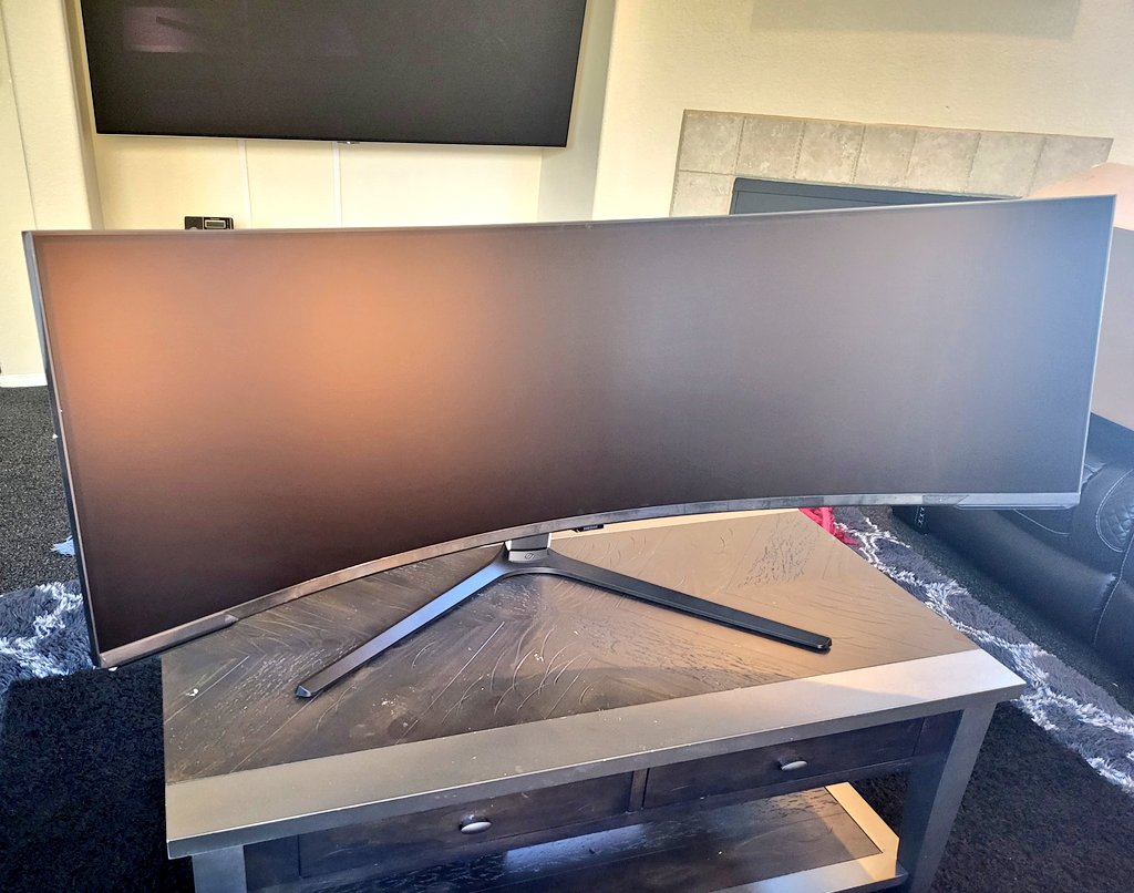TechnologyRecon's tweet photo. 57" Dual UHD 7680x2160p 32:9 Super Ultrawide 240hz #Samsung #Gaming #Monitor. The next era of flagship gaming and productivity is here!

#OdysseyNeoG9 #Ultrawide #SamsungOdyssey #SamsungOdysseyNeoInsiders #DUHD https://t.co/U4f9yEAjR4