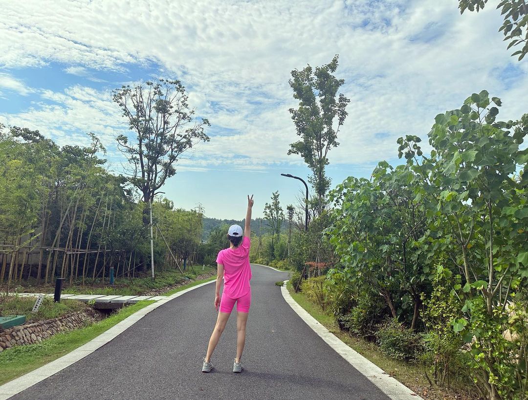 qing71290's tweet photo. get up early and go for a jog✌️ https://t.co/JtzEqQtRix