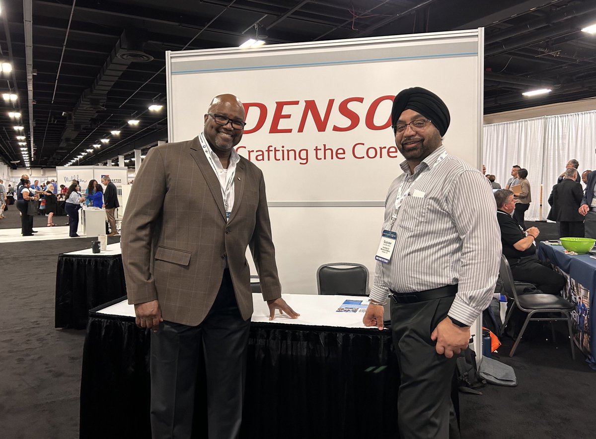 Innostrat_Sol's tweet photo. 🤝Today we connected with our valued customers &amp; partners @BMW Supplier Diversity XChange!✨Met Keynote Speaker @MervantVera "Rapping Magician" from America's Got Talent.🎤 We had insightful discussions with BMW, Denso, Magna...🤖 #BMWSupplierDiversity #Innovation #Automation https://t.co/kf5LaMFCjR