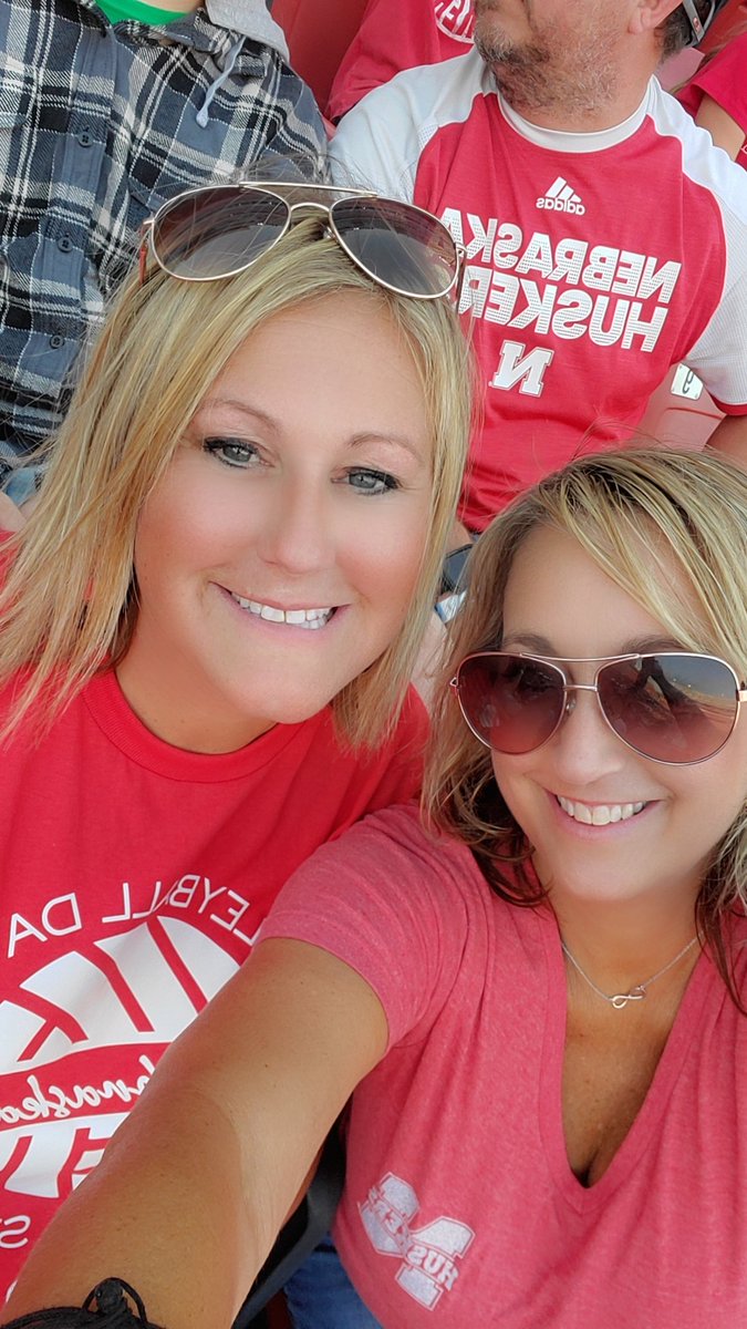 CallieS95366670's tweet photo. #Huskers GBR https://t.co/IpOgXc2kOq